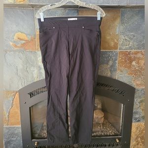 89th and Madison Black Dress Pants/ Slacks Mid Rise Skinny Fit 25” inseam Small